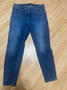 Lucky Brand Women's Medium Blue Skinny Jeans